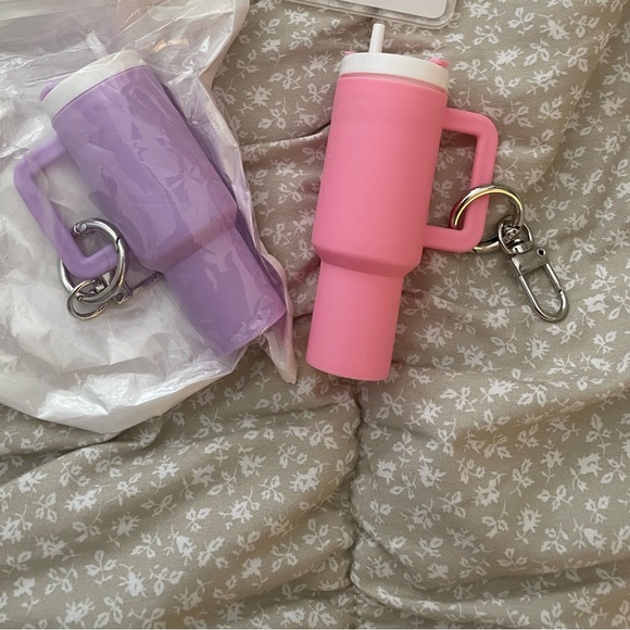 Keychain Set - Pink and Purple lipstick holder - Picture 1 of 3